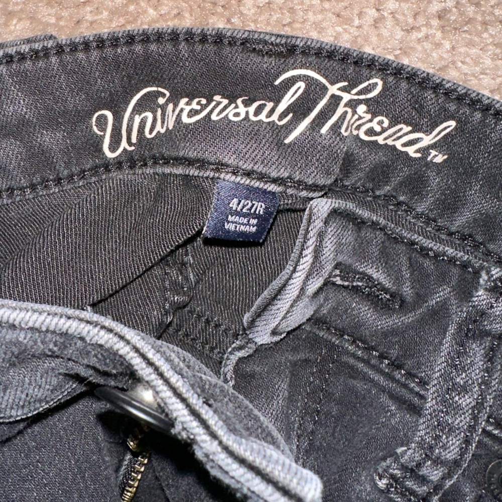 Jeans - Picture 2 of 2